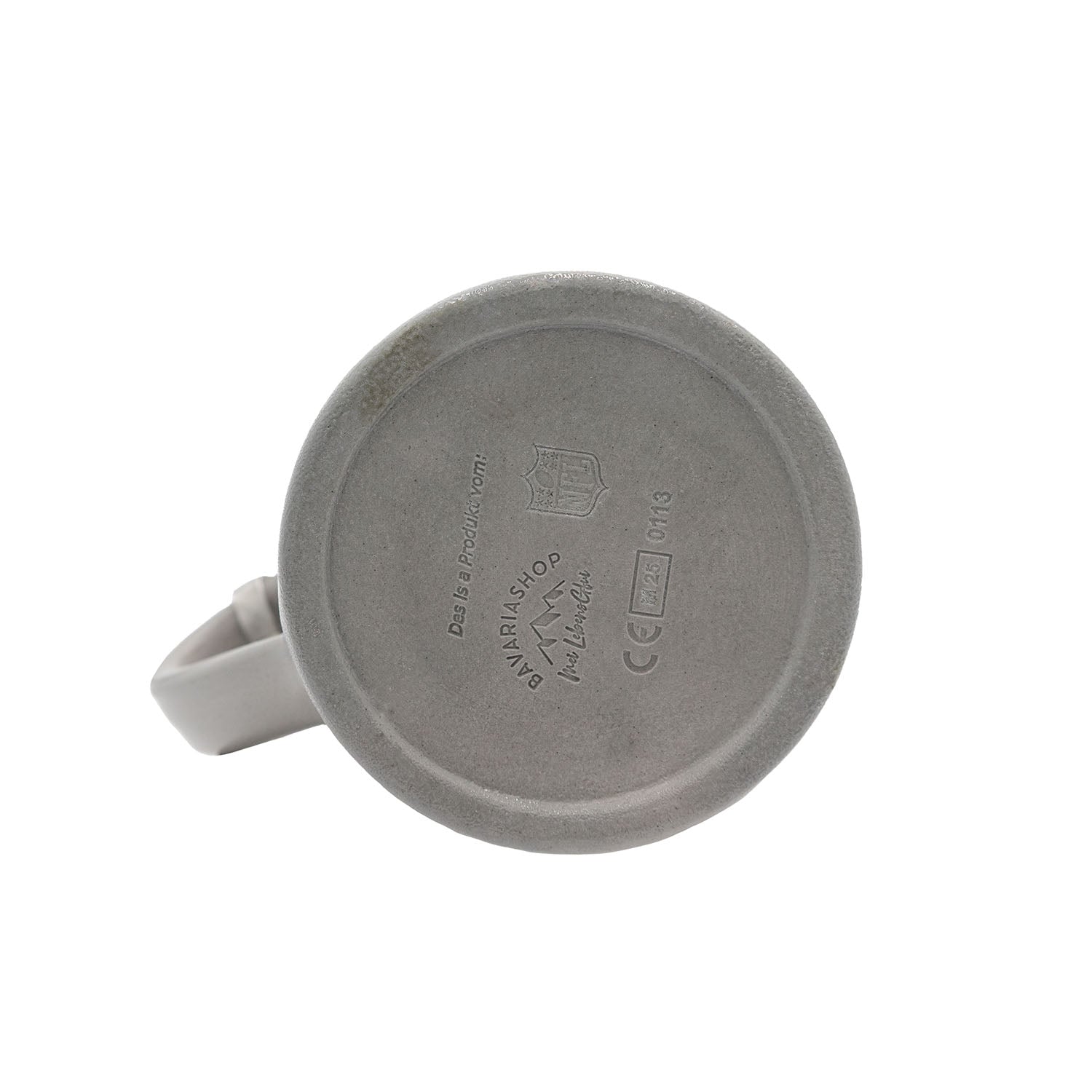 Unterseite des ®NFL PREMIUM Fan-Krug NFL Shield mit Hersteller- und NFL-Logo Prägung.