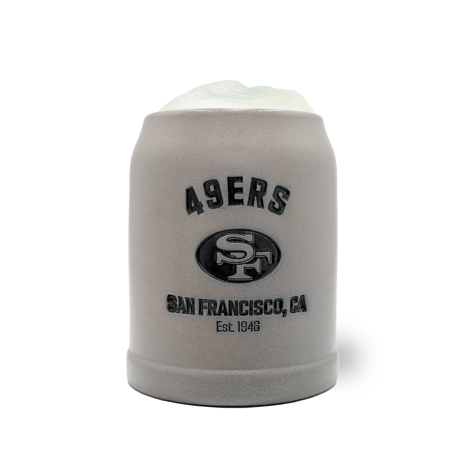 Grauer ®NFL PREMIUM Teamkrug San Francisco 49ers mit geprägtem Logo und Schriftzug, gefüllt mit Schaum.