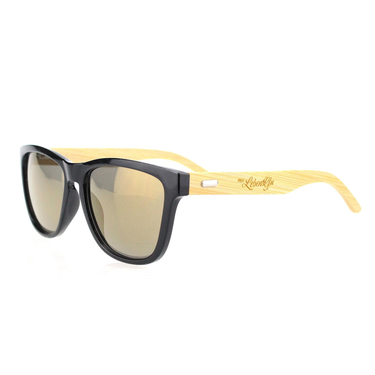 Moderne Sonnenbrille mit schwarzem Kunststoffrahmen und nachhaltigen Bambusbügeln, braun getönte Gläser.