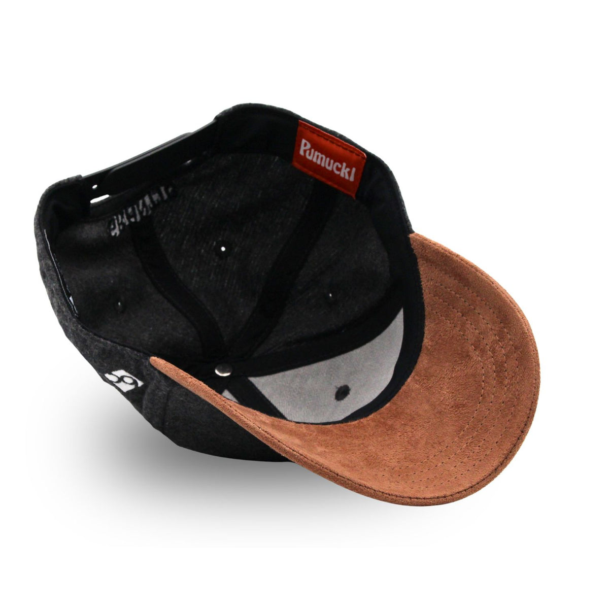 Pumuckl Cap „Grantig by nature“ Innenansicht mit Pumuckl-Label und Schirmunterseite