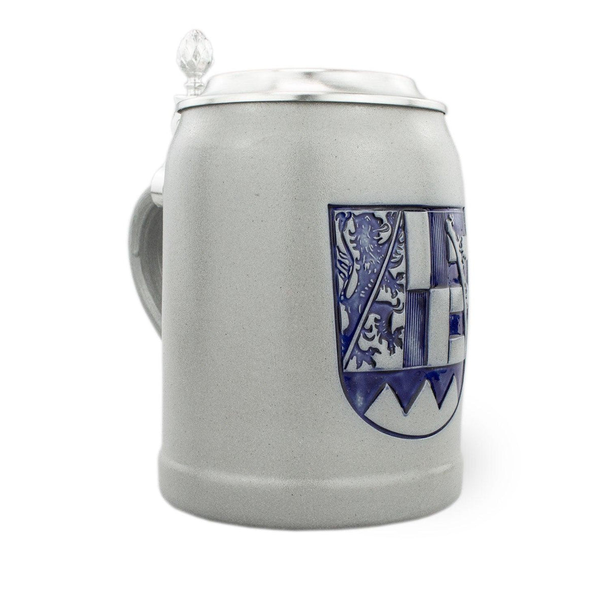 PREMIUM Bierkrug Oberfranken aus grauem Steinzeug mit blauem Wappen und verziertem Zinndeckel.