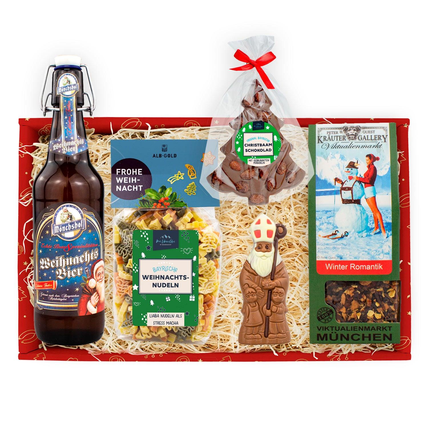Weihnachtsbox "Tannenbaam" mit Bier, Schokolade, Tee, winterlichen Nudeln und festlichen Leckereien.