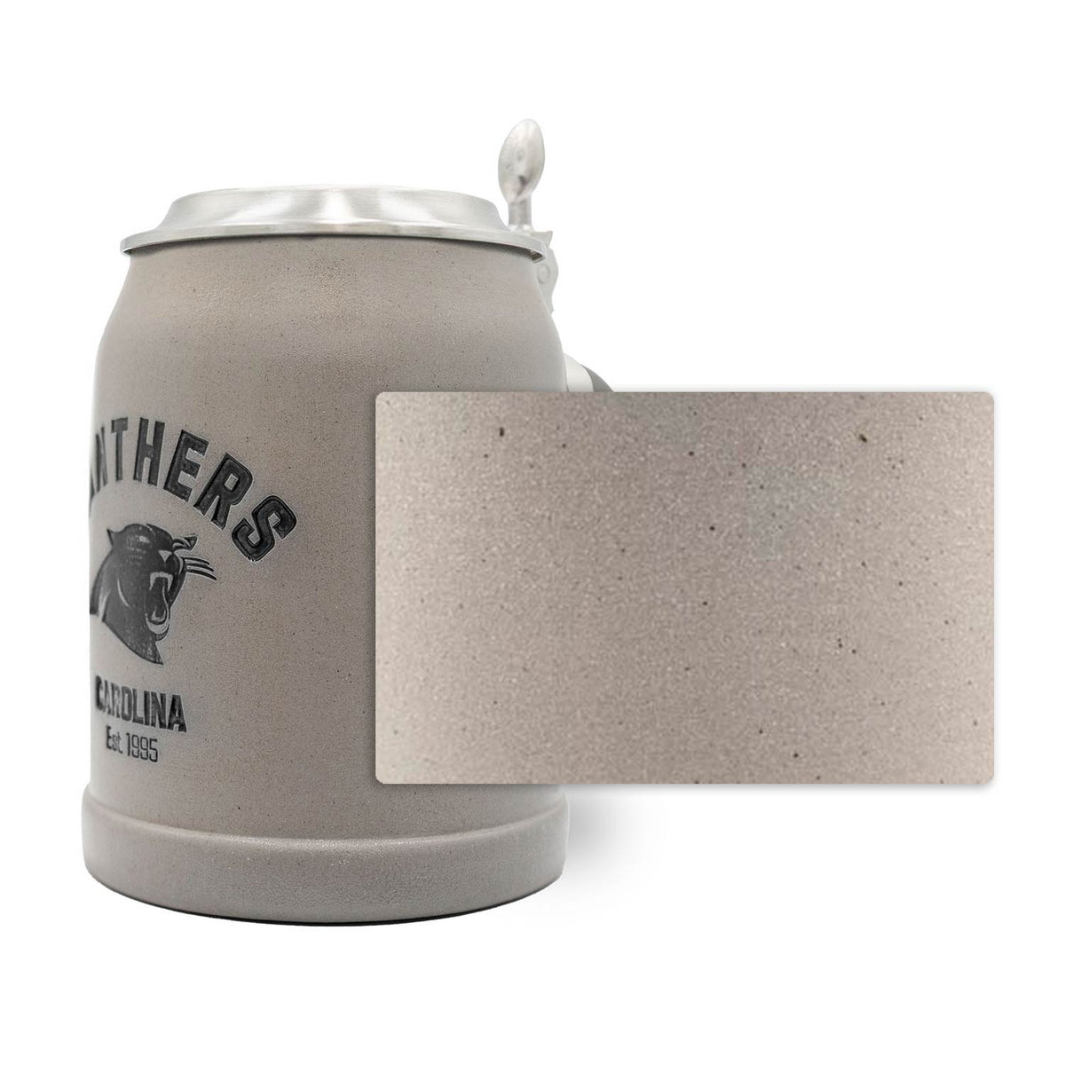 Grauer ®NFL PREMIUM Teamkrug Carolina Panthers mit Wappen und Schriftzug, sandgestrahlte Oberfläche, Zinndeckel.