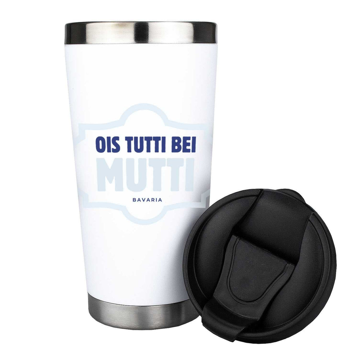 Weißer Thermo-Becher Ois tutti bei Mutti mit blauem Aufdruck und schwarzem Klappdeckel.