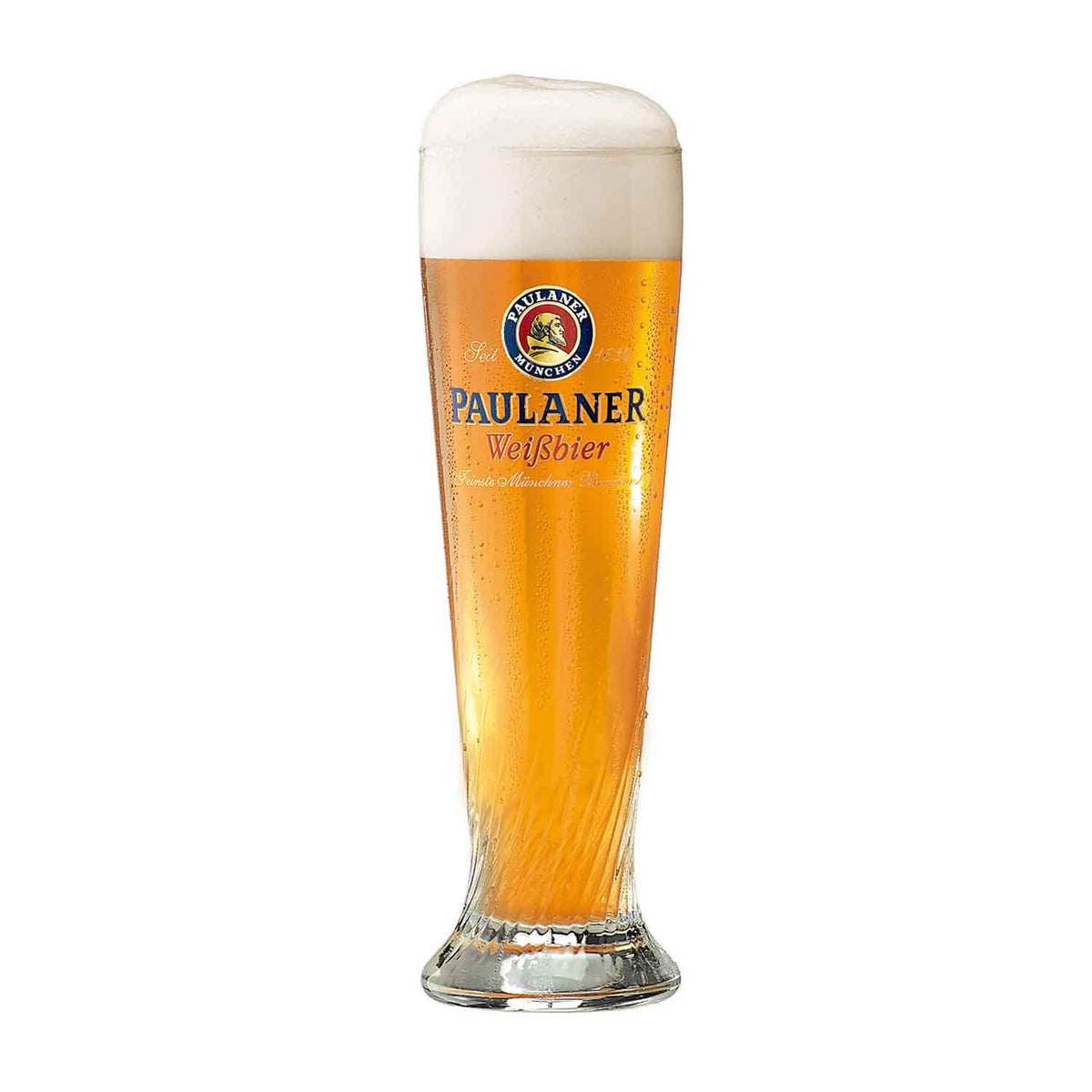 Hohes Paulaner Weißbierglas gefüllt mit hellem Weizenbier und üppigem Schaumkragen